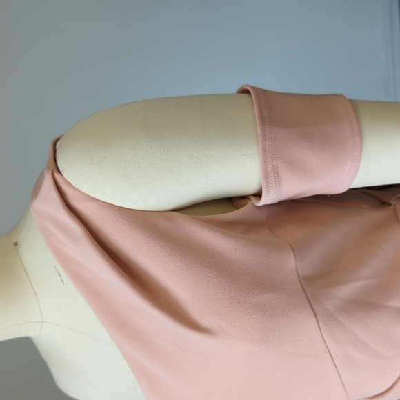 Finders Oblivion One Cold Shoulder Mini Dress Peach S cocktail wedding evening - Picture 7 of 11